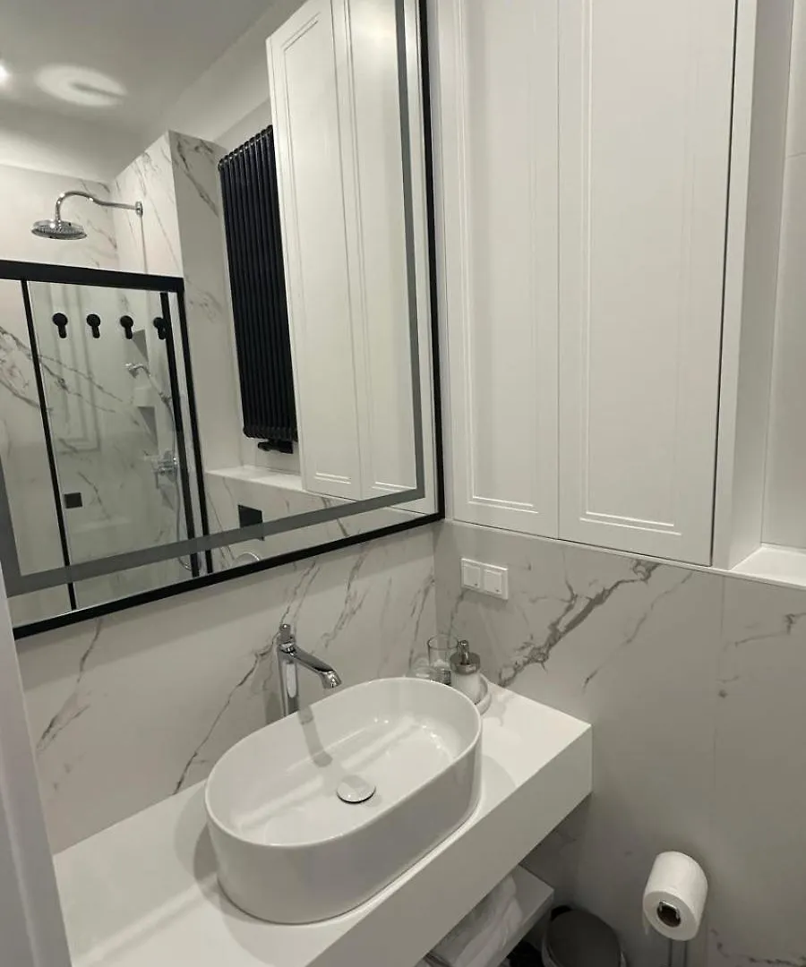 Cracow Old Town Luxury Apartments, Pool & Gym & Sauna & Parking & 24H Self Check-In Krakow Apartment