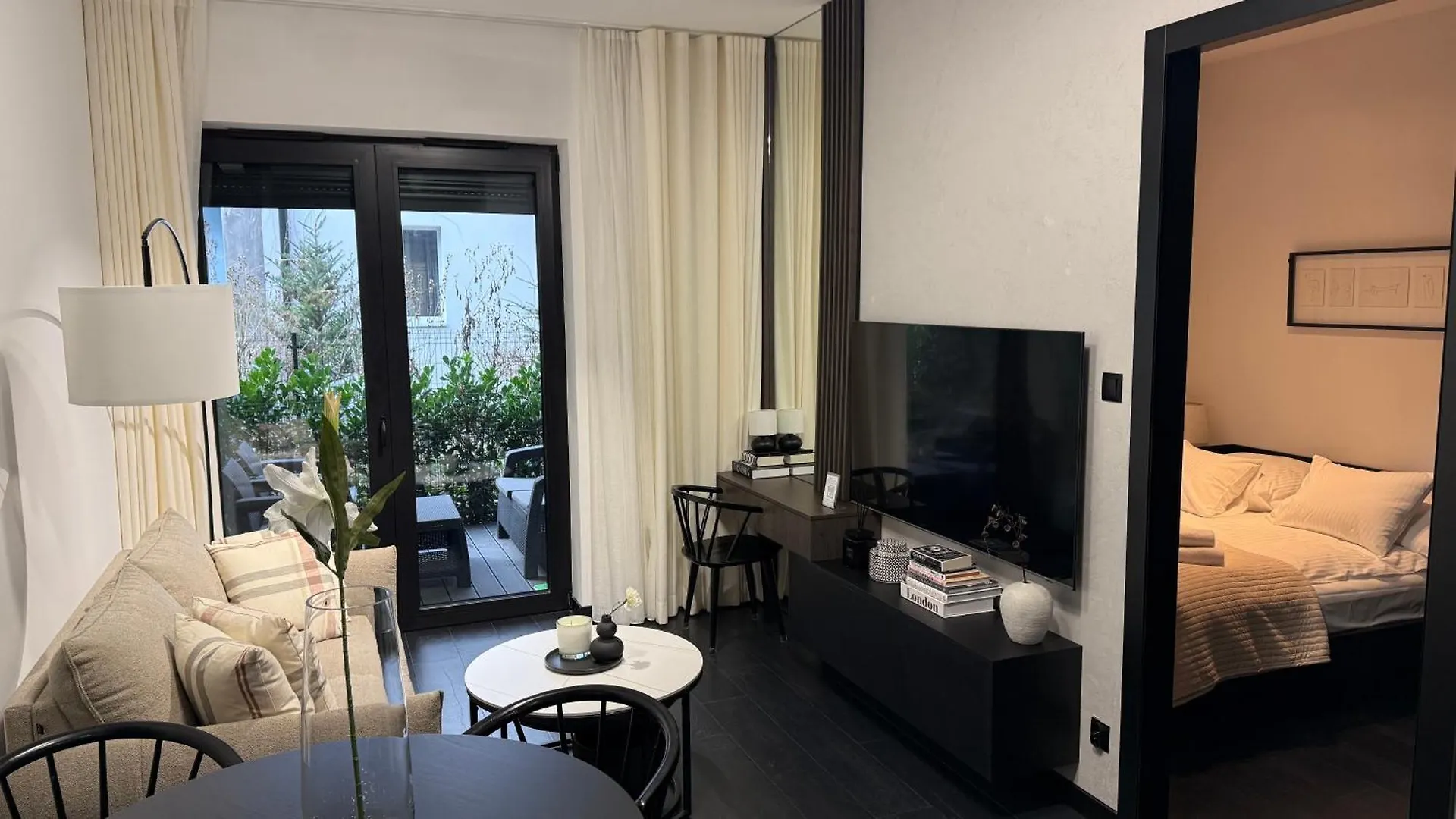 Apartment Cracow Old Town Luxury Apartments, Pool & Gym & Sauna & Parking & 24H Self Check-In Krakow Poland