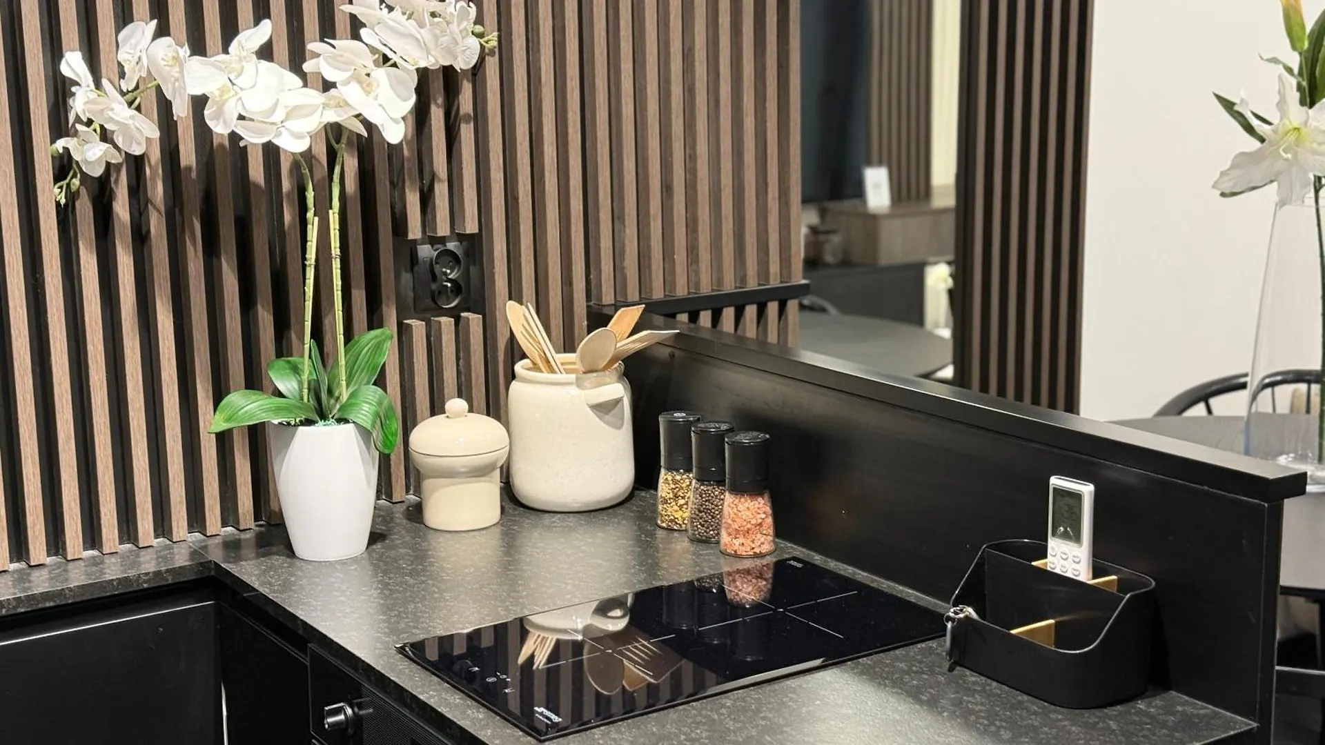 Cracow Old Town Luxury Apartments, Pool & Gym & Sauna & Parking & 24H Self Check-In Krakow 0*,  Poland