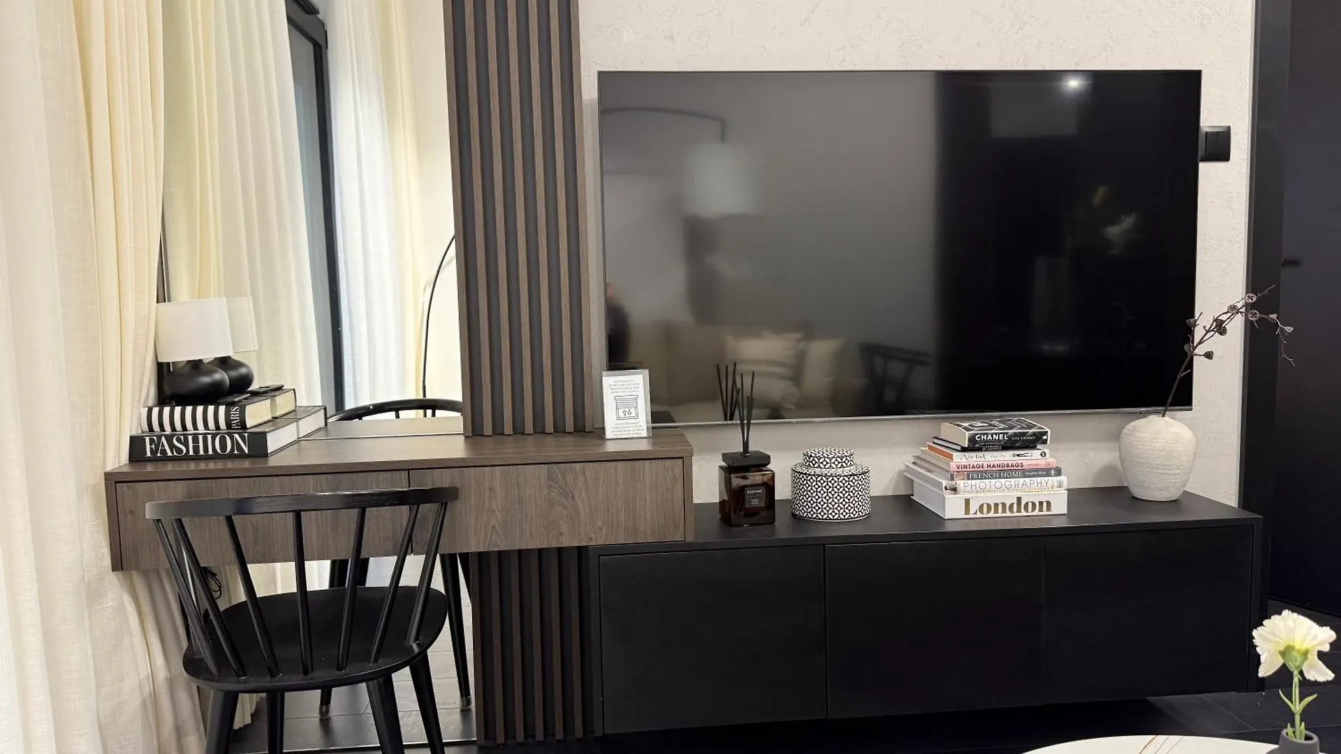 Cracow Old Town Luxury Apartments, Pool & Gym & Sauna & Parking & 24H Self Check-In Krakow