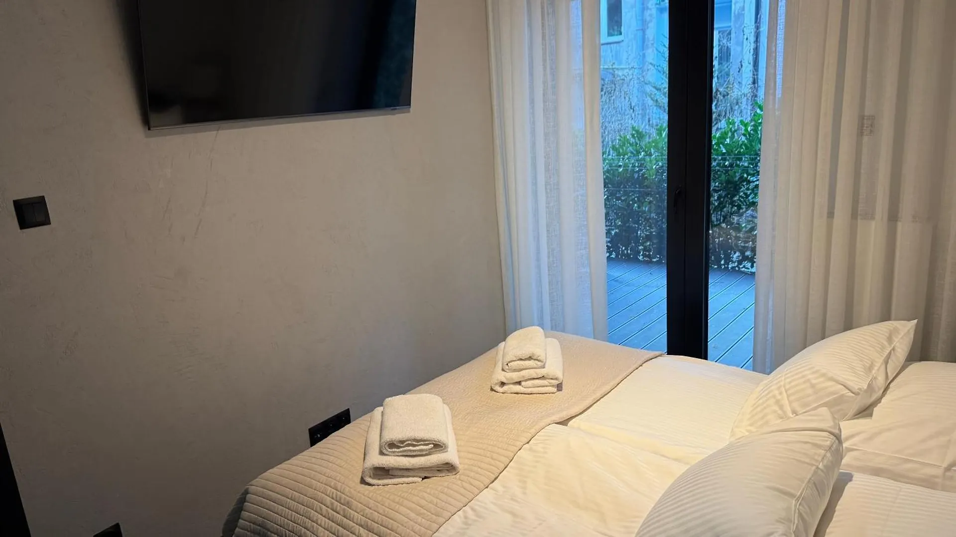 Apartment Cracow Old Town Luxury Apartments, Pool & Gym & Sauna & Parking & 24H Self Check-In Krakow