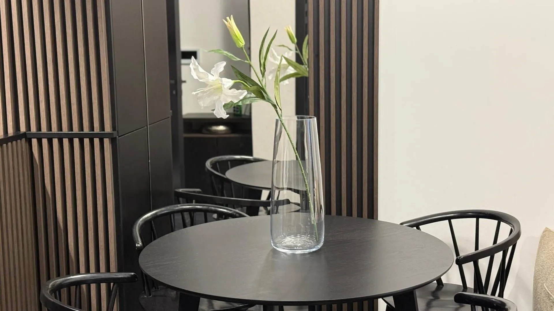 Cracow Old Town Luxury Apartments, Pool & Gym & Sauna & Parking & 24H Self Check-In Krakow Poland
