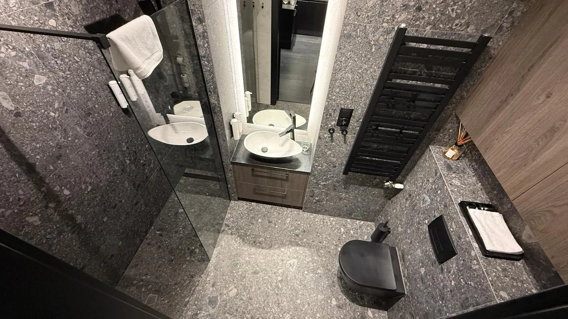 Cracow Old Town Luxury Apartments, Pool & Gym & Sauna & Parking & 24H Self Check-In Krakow